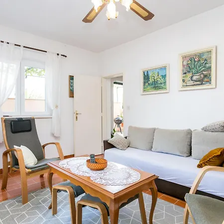 Daire By The Sea Mirca - Brac - 2854
